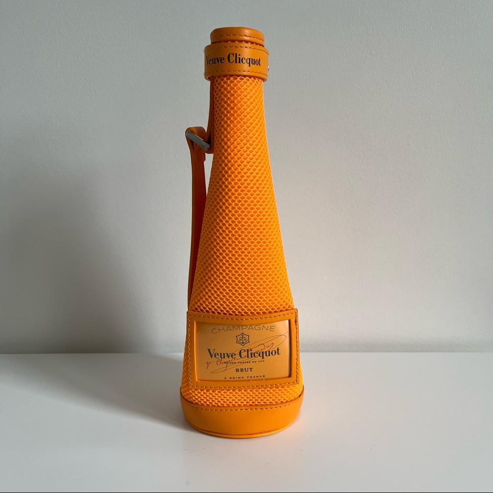Veuve Clicquot bottle sleeve